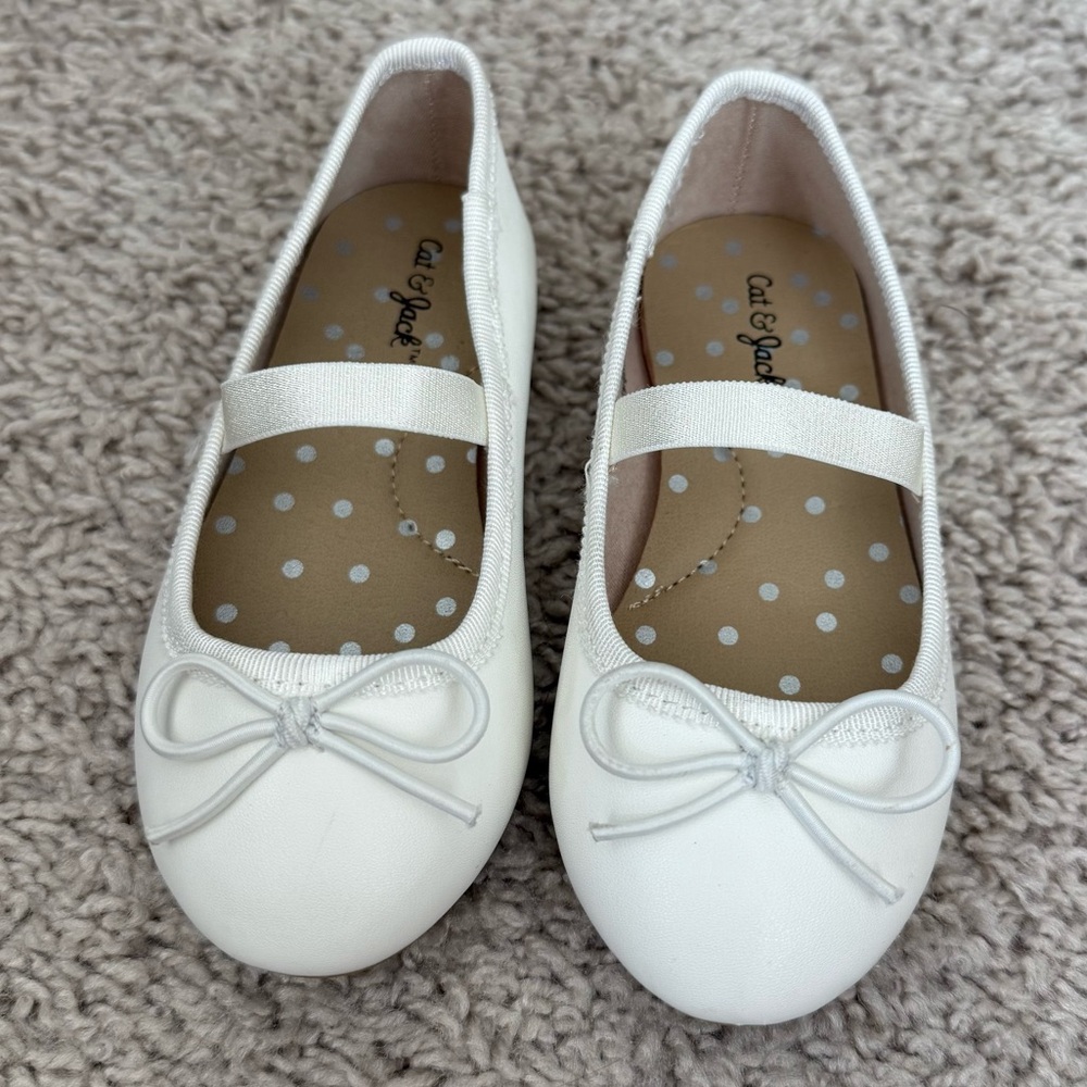 Cat & Jack White Kids Dress Shoes with Bow